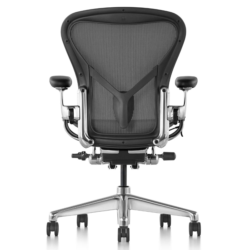 Herman Miller Aeron Remastered in alluminio lucido ricondizionata