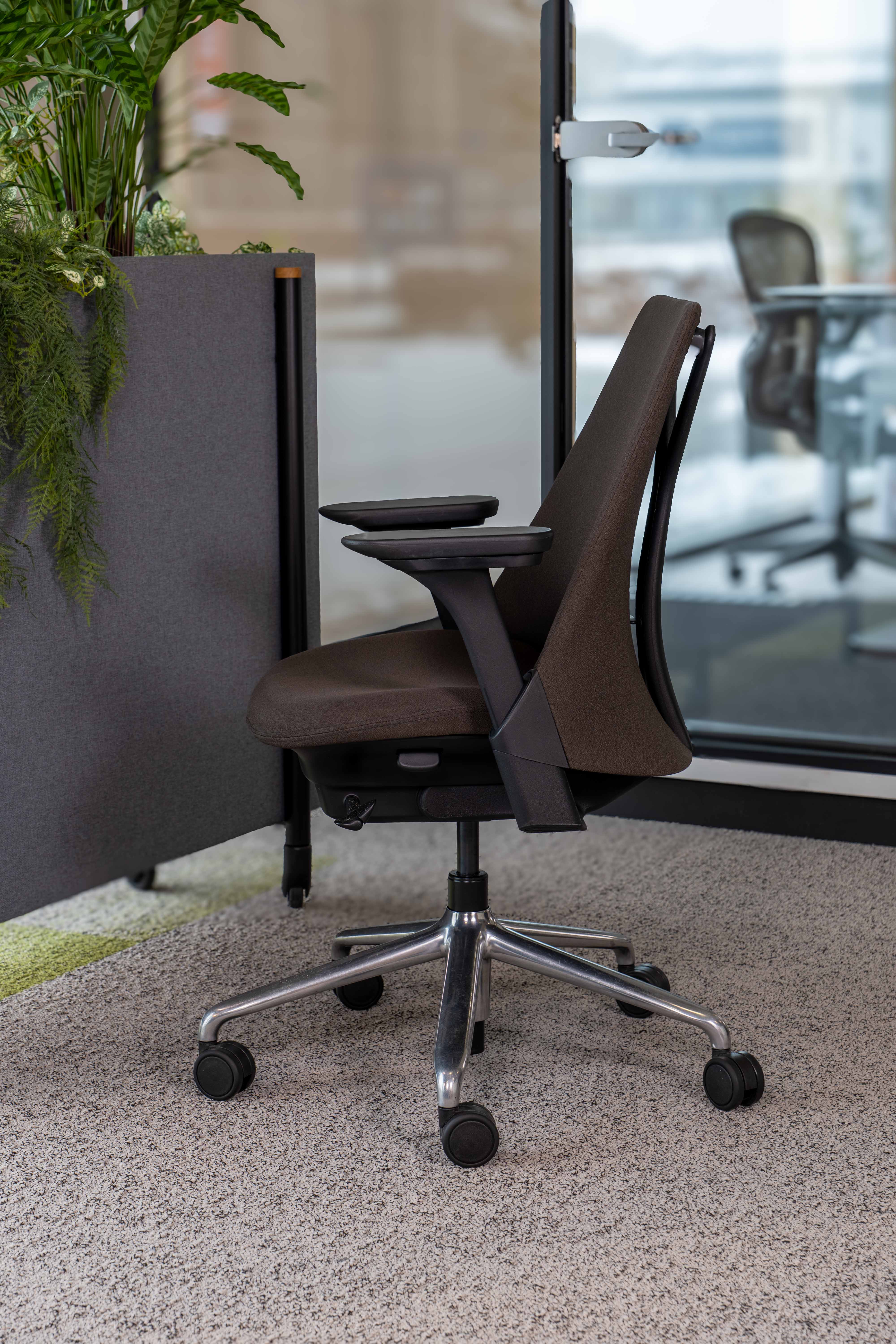 Herman Miller Sayl Refurbished