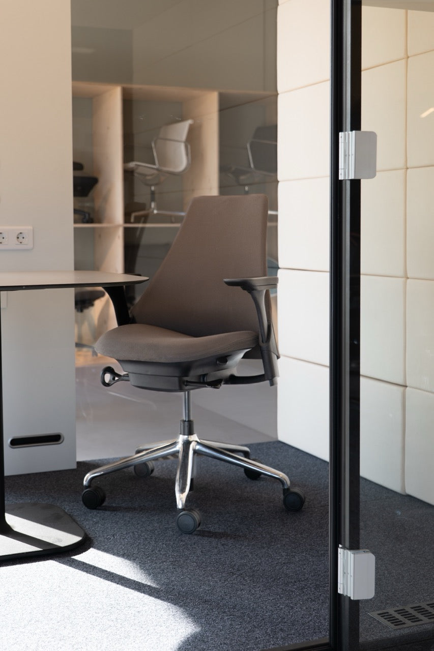 Herman Miller Sayl Refurbished